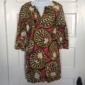 Multi colored 3/4 length sleeve shift dress.